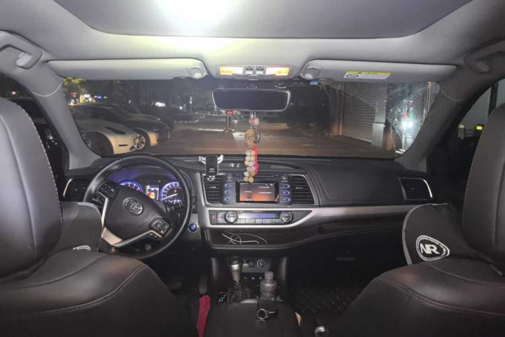 Used Toyota Highlander 2021 2.0T Four-Wheel Drive Luxury Edition 7 Seats Headliner