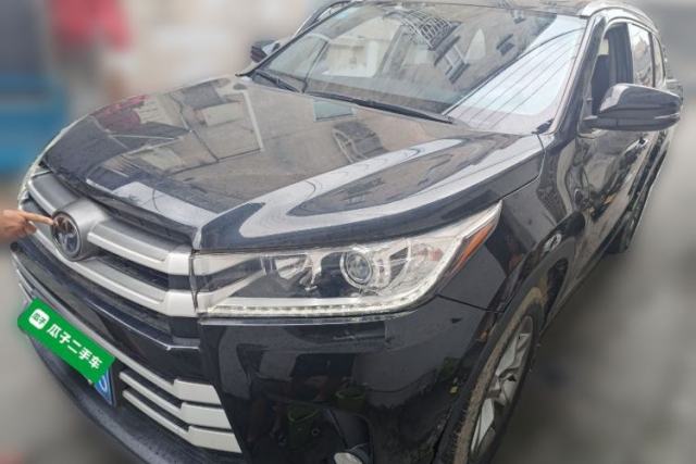 Ojetý Toyota Highlander 2021 2.0T Two-Wheel Drive Luxury Edition 7 Seats