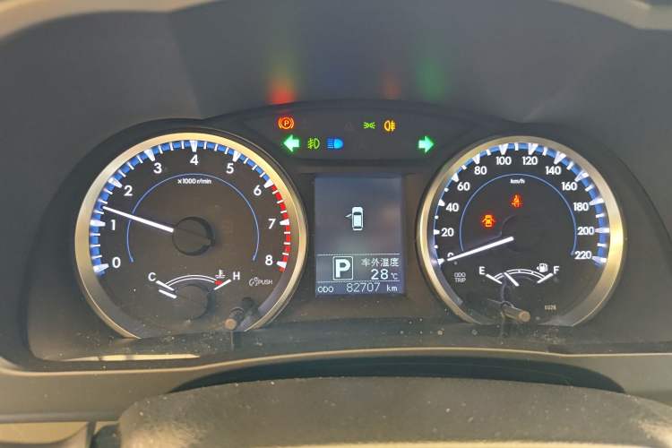 Used Toyota Highlander 2021 2.0T Two-Wheel Drive Elite Version 7-Seater Instrument Cluster