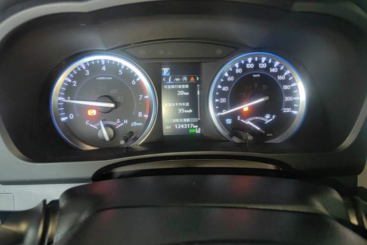 Used Toyota Highlander 2021 2.0T Four-Wheel Drive Prestige Version 7 Seats Instrument Cluster