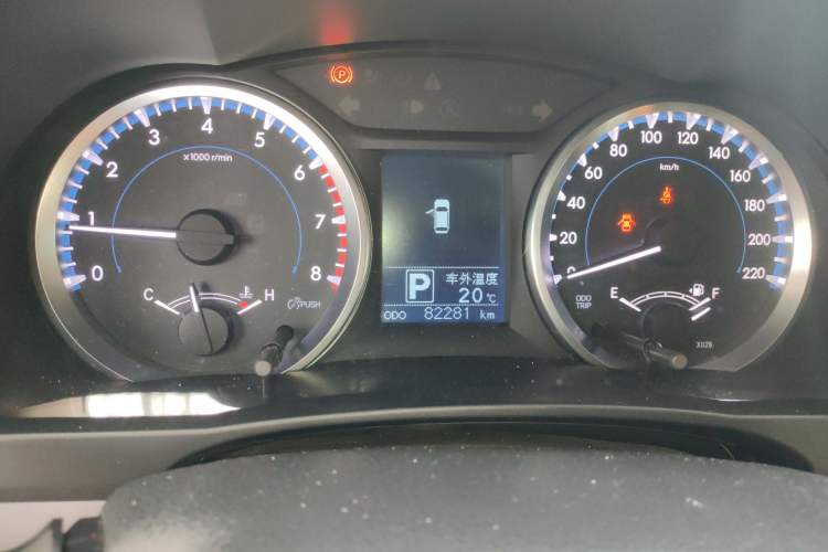 Used Toyota Highlander 2021 2.0T Two-Wheel Drive Elite Version 7-Seater Instrument Cluster