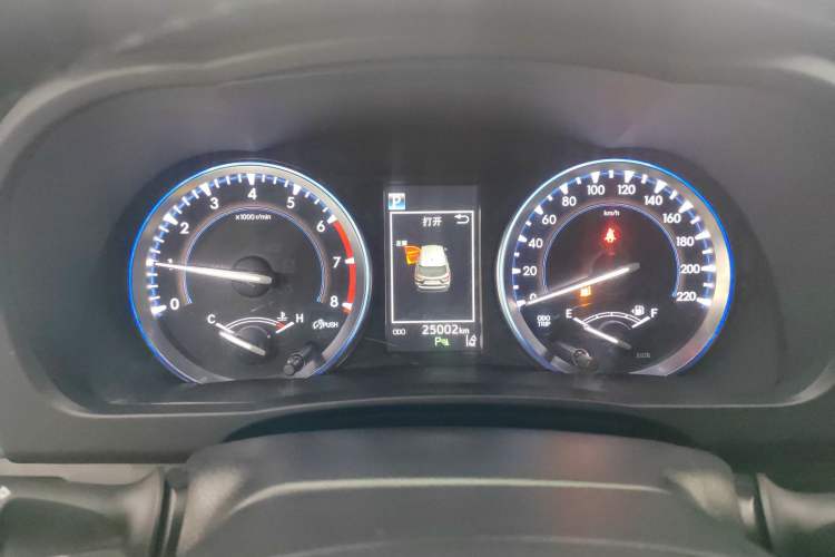Used Toyota Highlander 2021 2.0T Four-Wheel Drive Prestige Version 7 Seats Instrument Cluster