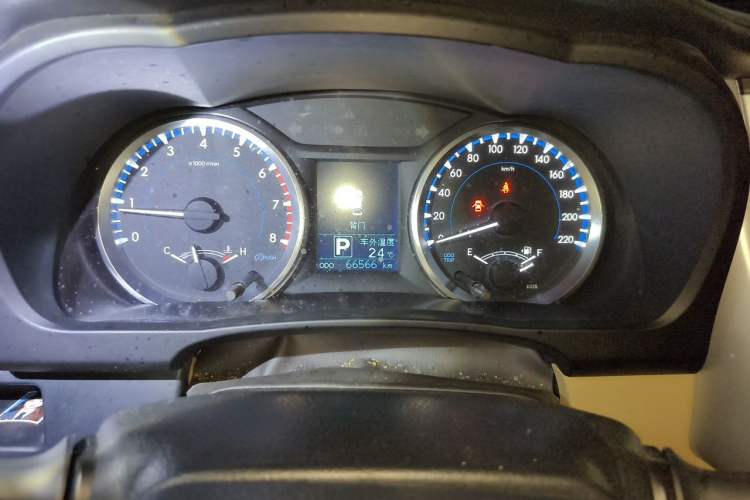 Used Toyota Highlander 2021 2.0T Two-Wheel Drive Elite Version 7-Seater Instrument Cluster