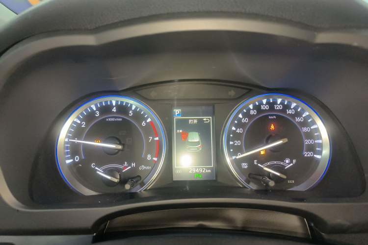 Used Toyota Highlander 2021 2.0T Four-Wheel Drive Luxury Edition 7 Seats Instrument Cluster