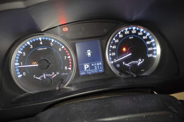 Used Toyota Highlander 2021 2.0T Four-Wheel Drive Elite Edition 7-Seater Instrument Cluster