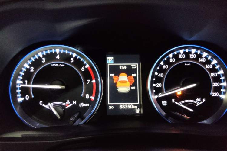 Used Toyota Highlander 2021 2.0T Four-Wheel Drive Luxury Edition 7 Seats Instrument Cluster