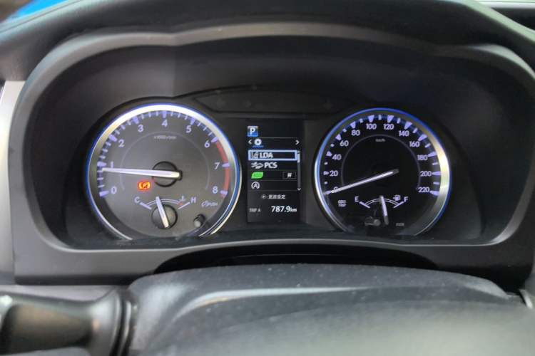 Used Toyota Highlander 2021 2.0T Four-Wheel Drive Prestige Version 7 Seats Instrument Cluster