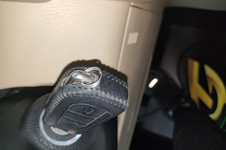 Used Toyota Highlander 2021 2.0T Four-Wheel Drive Elite Edition 7-Seater Interior 1