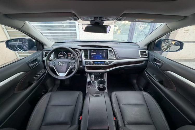 Used Toyota Highlander 2021 2.0T Four-Wheel Drive Luxury Edition 7 Seats Interior 1