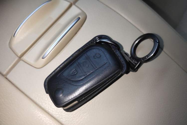 Used Toyota Highlander 2021 2.0T Two-Wheel Drive Elite Version 7-Seater Interior 1