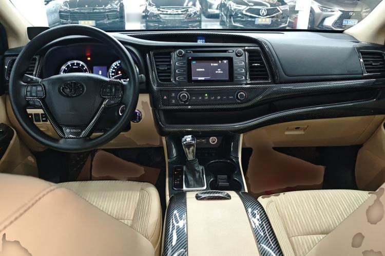 Used Toyota Highlander 2021 2.0T Four-Wheel Drive Elite Edition 7-Seater Interior 1