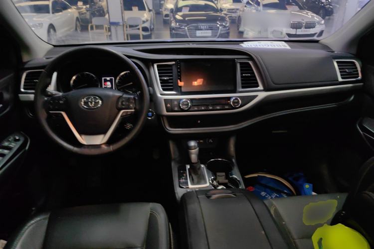 Used Toyota Highlander 2021 2.0T Four-Wheel Drive Prestige Version 7 Seats Interior 2