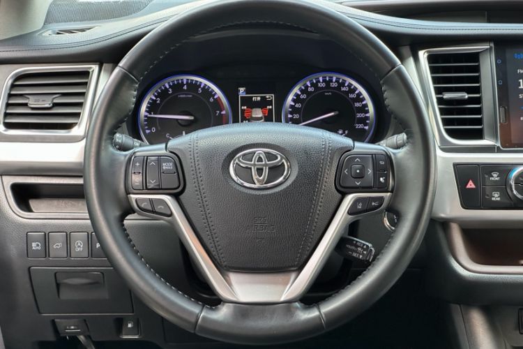 Used Toyota Highlander 2021 2.0T Four-Wheel Drive Prestige Version 7 Seats Interior 2