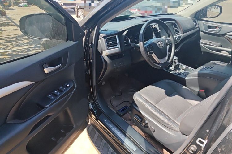 Used Toyota Highlander 2021 2.0T Four-Wheel Drive Luxury Edition 7 Seats Interior 3