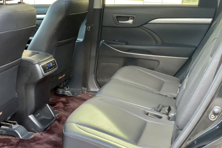 Used Toyota Highlander 2021 2.0T Four-Wheel Drive Luxury Edition 7 Seats Interior 4