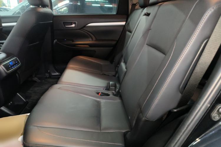 Used Toyota Highlander 2021 2.0T Four-Wheel Drive Luxury Edition 7 Seats Interior 4