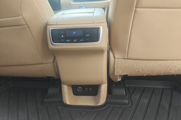 Used Toyota Highlander 2021 2.0T Four-Wheel Drive Prestige Version 7 Seats Interior 5