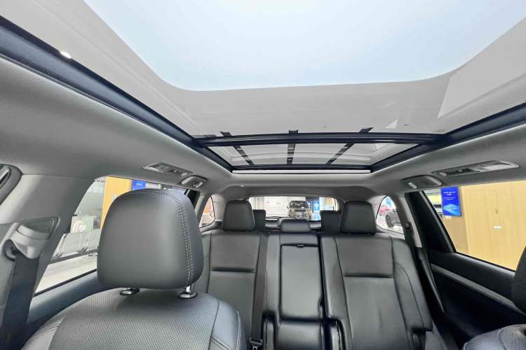 Used Toyota Highlander 2021 2.0T Four-Wheel Drive Luxury Edition 7 Seats Interior 6