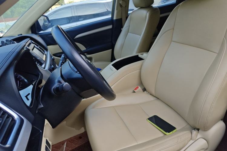 Used Toyota Highlander 2021 2.0T Four-Wheel Drive Elite Edition 7-Seater Left Front Seat