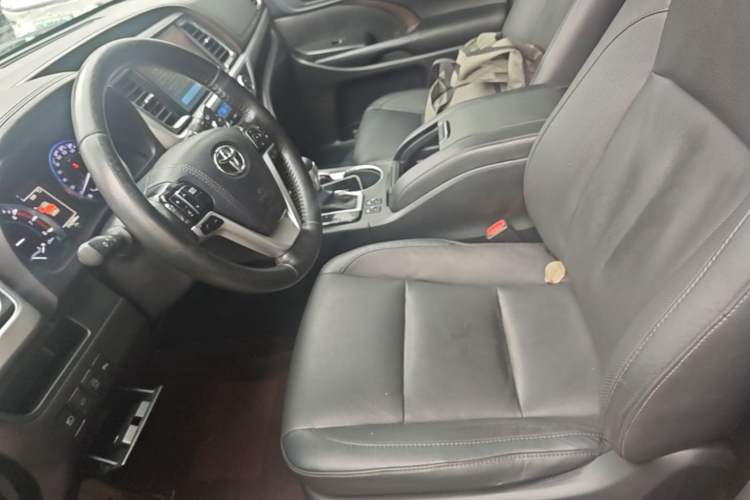 Used Toyota Highlander 2021 2.0T Four-Wheel Drive Prestige Version 7 Seats Left Front Seat
