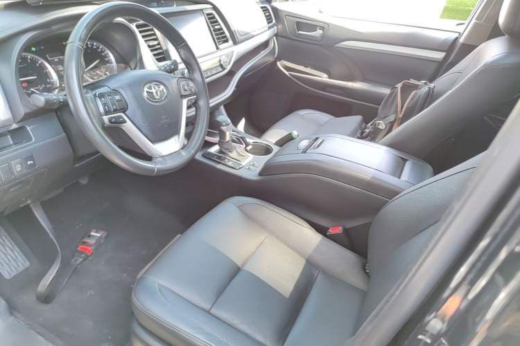 Used Toyota Highlander 2021 2.0T Four-Wheel Drive Luxury Edition 7 Seats Left Front Seat