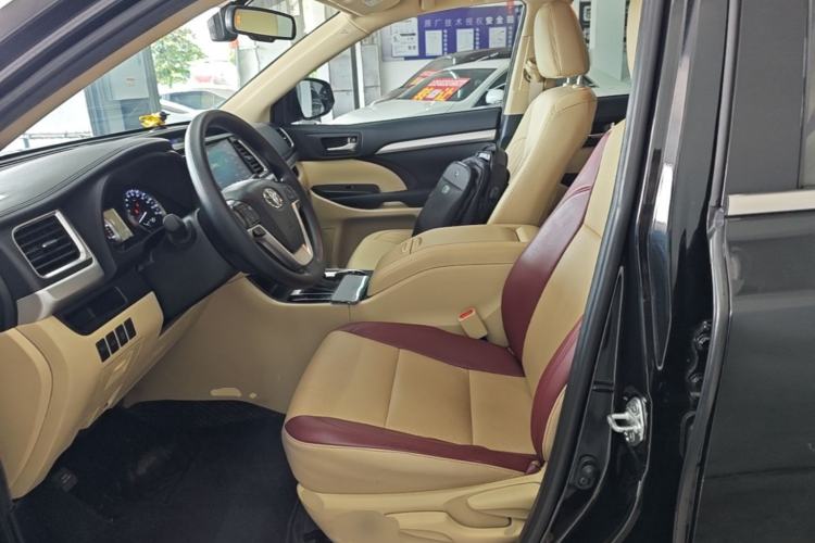 Used Toyota Highlander 2021 2.0T Four-Wheel Drive Elite Edition 7-Seater Left Front Seat