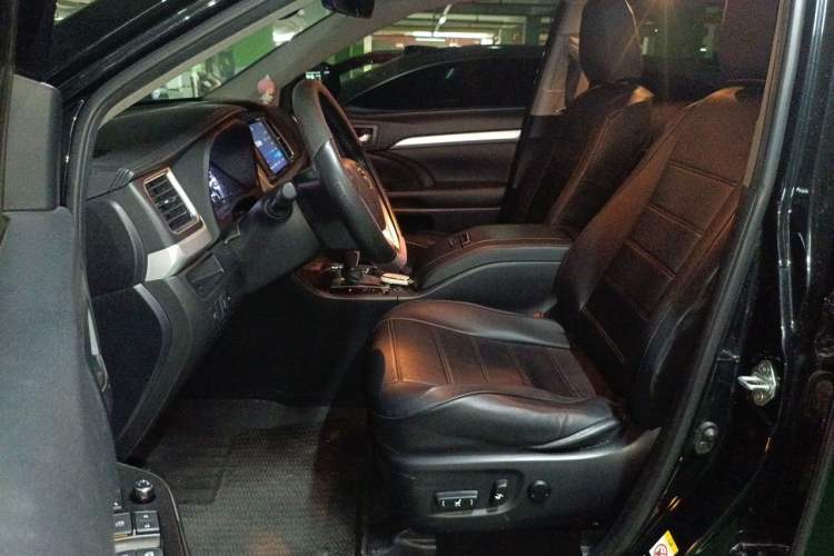 Used Toyota Highlander 2021 2.0T Four-Wheel Drive Luxury Edition 7 Seats Left Front Seat