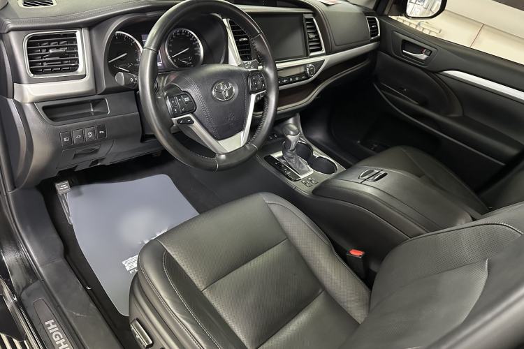 Used Toyota Highlander 2021 2.0T Four-Wheel Drive Prestige Version 7 Seats Left Front Seat