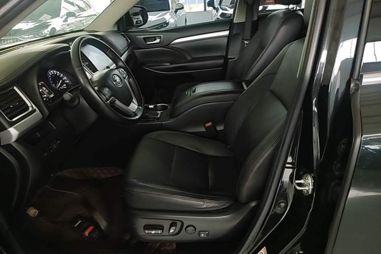 Used Toyota Highlander 2021 2.0T Four-Wheel Drive Luxury Edition 7 Seats Left Front Seat