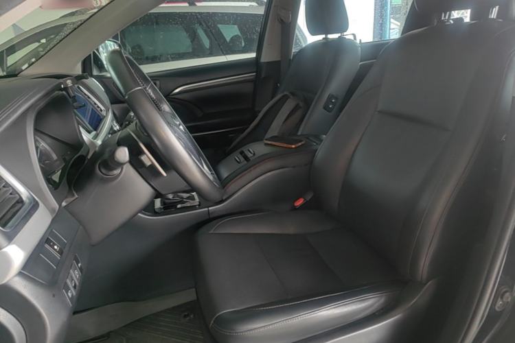 Used Toyota Highlander 2021 2.0T Four-Wheel Drive Prestige Version 7 Seats Left Front Seat