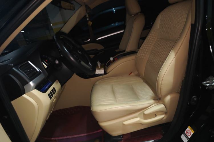 Used Toyota Highlander 2021 2.0T Two-Wheel Drive Elite Edition 5 Seats Left Front Seat