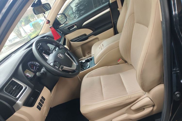 Used Toyota Highlander 2021 2.0T Two-Wheel Drive Elite Version 7-Seater Left Front Seat