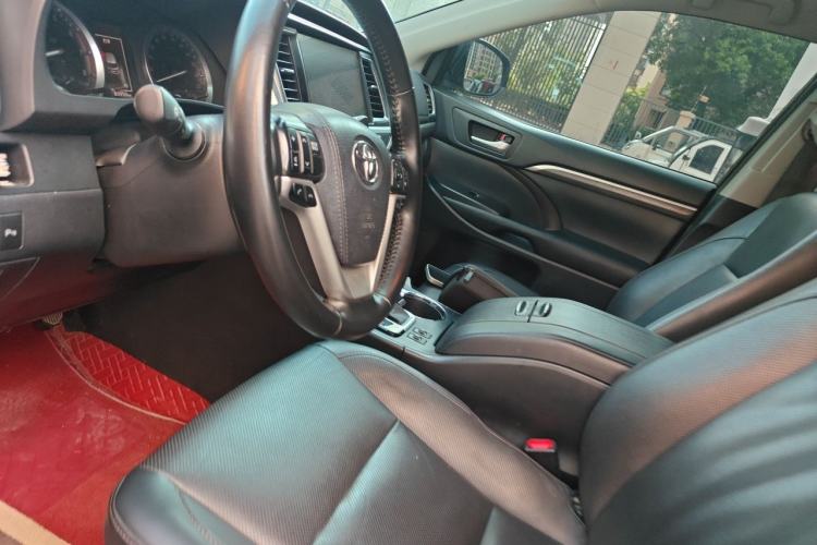 Used Toyota Highlander 2021 2.0T Four-Wheel Drive Prestige Version 7 Seats Left Front Seat