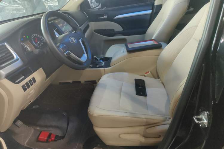 Used Toyota Highlander 2021 2.0T Four-Wheel Drive Elite Edition 7-Seater Left Front Seat