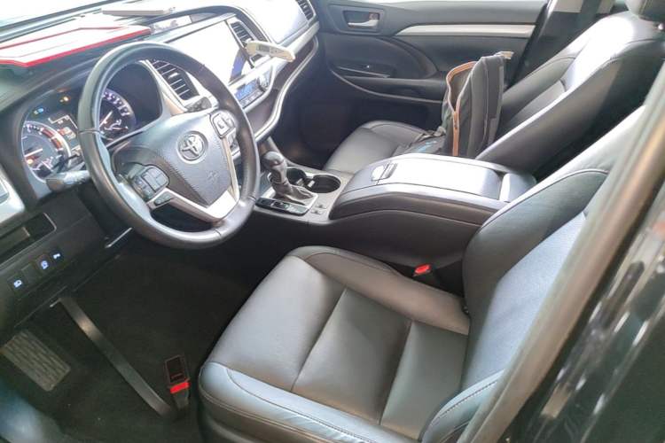 Used Toyota Highlander 2021 2.0T Four-Wheel Drive Luxury Edition 7 Seats Left Front Seat