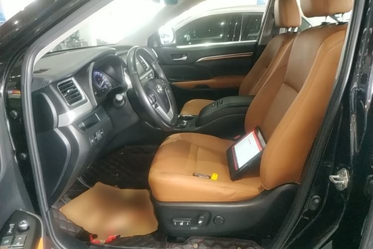Used Toyota Highlander 2021 2.0T Four-Wheel Drive Knight Edition 7 Seats Left Front Seat
