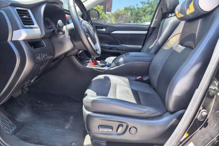 Used Toyota Highlander 2021 2.0T Four-Wheel Drive Luxury Edition 7 Seats Left Front Seat