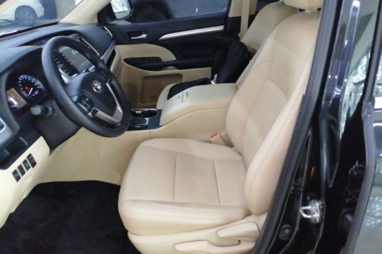 Used Toyota Highlander 2021 2.0T Two-Wheel Drive Elite Edition 5 Seats Left Front Seat