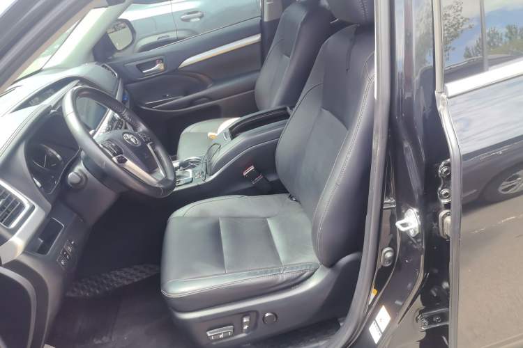 Used Toyota Highlander 2021 2.0T Four-Wheel Drive Luxury Edition 7 Seats Left Front Seat