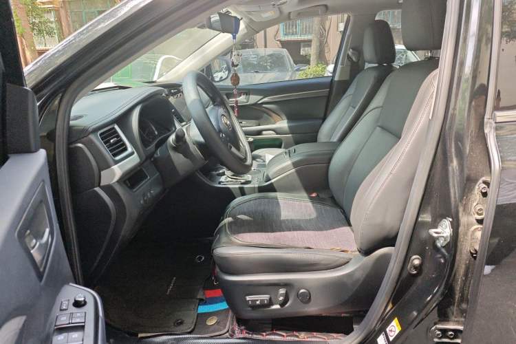Used Toyota Highlander 2021 2.0T Four-Wheel Drive Prestige Version 7 Seats Left Front Seat