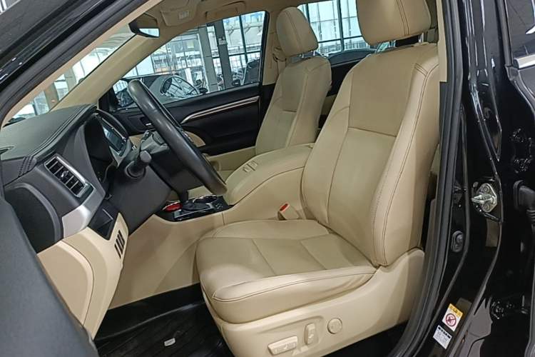 Used Toyota Highlander 2021 2.0T Four-Wheel Drive Prestige Version 7 Seats Left Front Seat