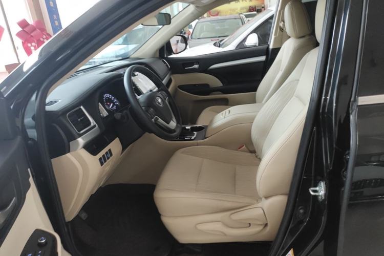 Used Toyota Highlander 2021 2.0T Two-Wheel Drive Elite Version 7-Seater Left Front Seat