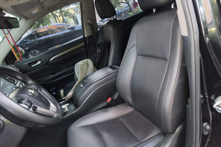 Used Toyota Highlander 2021 2.0T Four-Wheel Drive Prestige Version 7 Seats Left Front Seat
