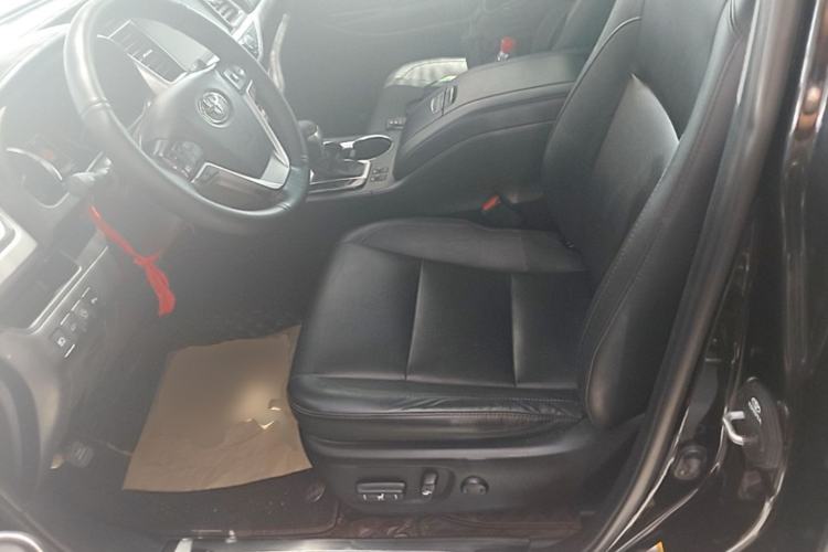 Used Toyota Highlander 2021 2.0T Four-Wheel Drive Prestige Version 7 Seats Left Front Seat