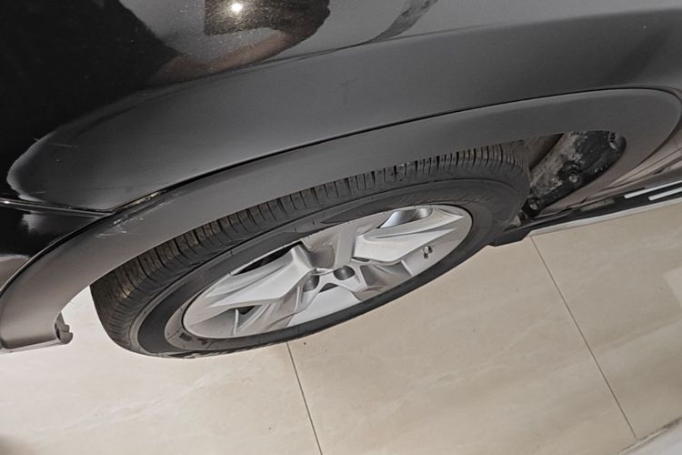 Used Toyota Highlander 2021 2.0T Four-Wheel Drive Prestige Version 7 Seats Left Front Wheel Hub