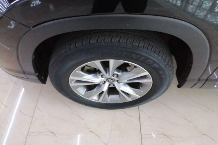 Used Toyota Highlander 2021 2.0T Two-Wheel Drive Elite Edition 5 Seats Left Front Wheel Hub