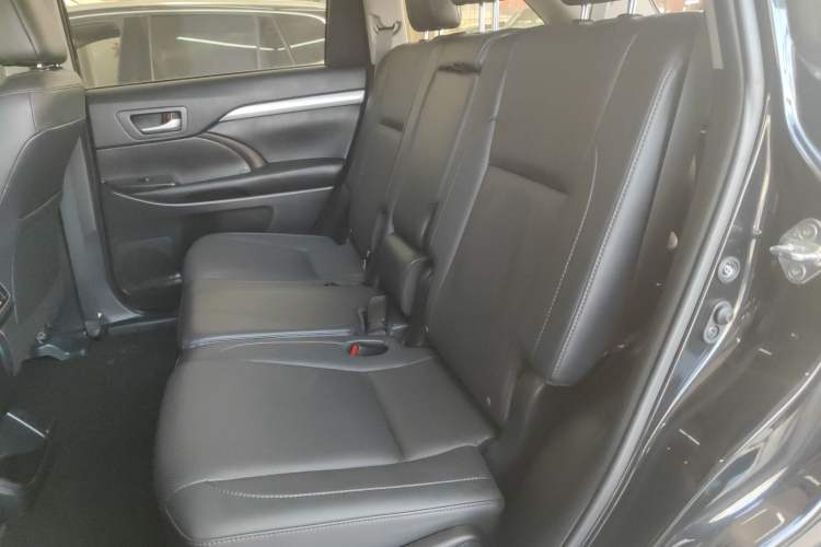 Used Toyota Highlander 2021 2.0T Four-Wheel Drive Luxury Edition 7 Seats Left Rear Seat