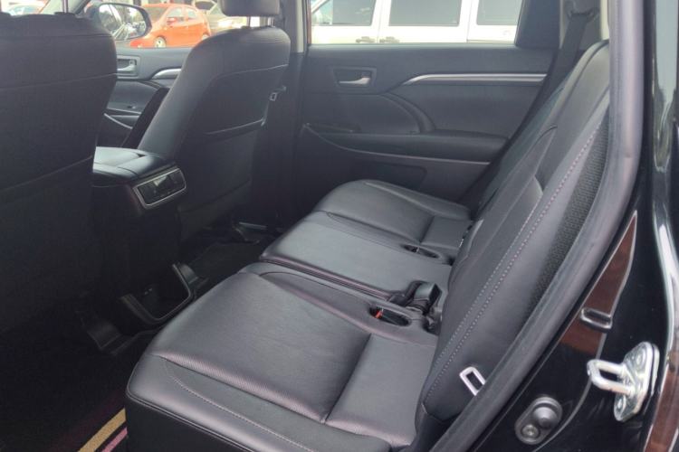 Used Toyota Highlander 2021 2.0T Four-Wheel Drive Prestige Version 7 Seats Left Rear Seat