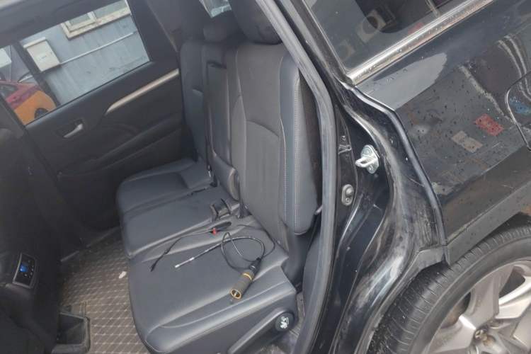 Used Toyota Highlander 2021 2.0T Four-Wheel Drive Luxury Edition 7 Seats Left Rear Seat