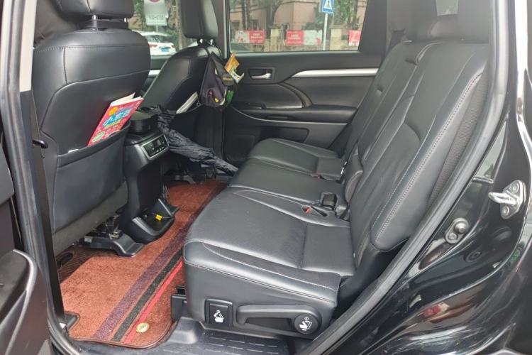 Used Toyota Highlander 2021 2.0T Four-Wheel Drive Luxury Edition 7 Seats Left Rear Seat